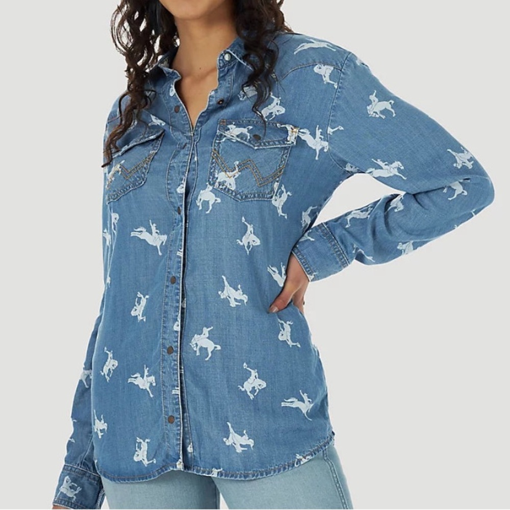 Women's Wrangler Retro Blue Denim Shirt with White Horse Cowboy Print